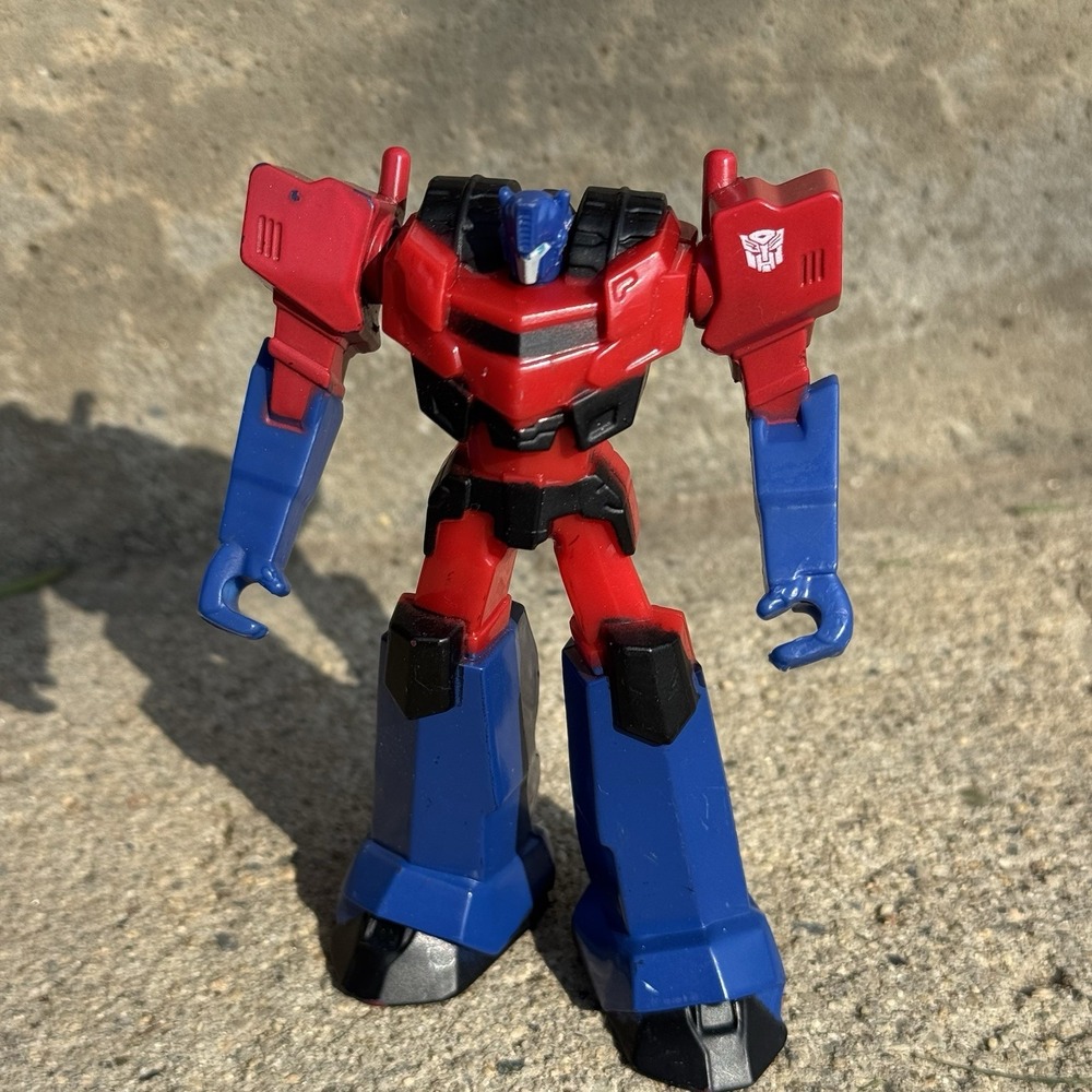 McDonald's Transformers Robots in Disguise Optimus Prime 4.5" Toy Figure 2016‎